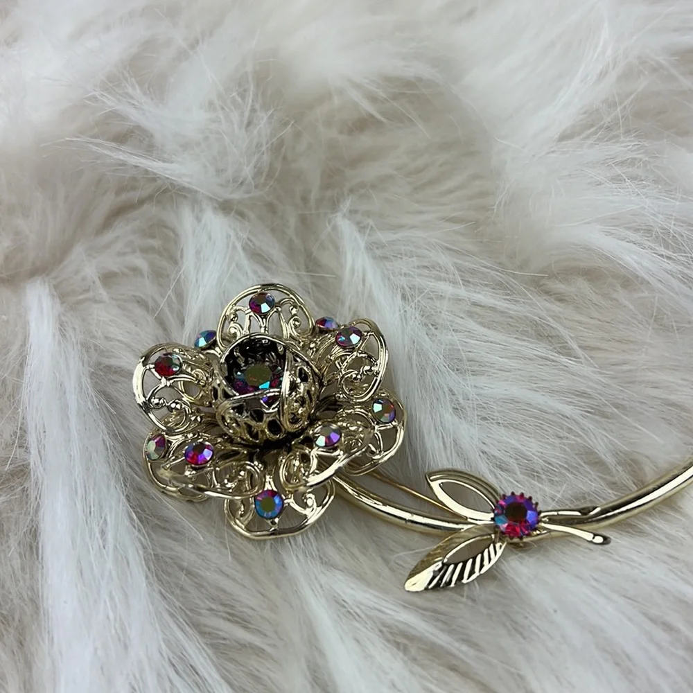 1960's Sarah Coventry flower brooch - Picture 8 of 9